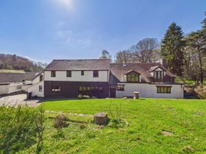 Rear- click for photo gallery